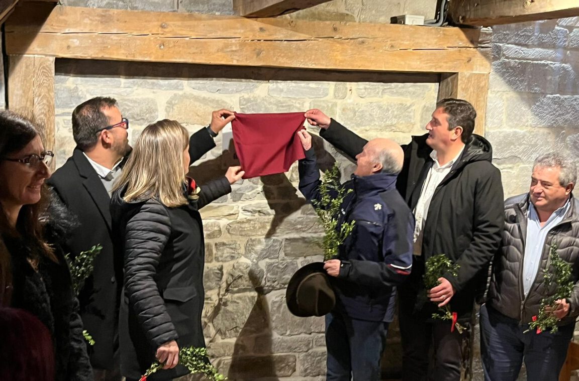 Bagergue inaugura el campanario de la iglesia de Sant Fèlix para que